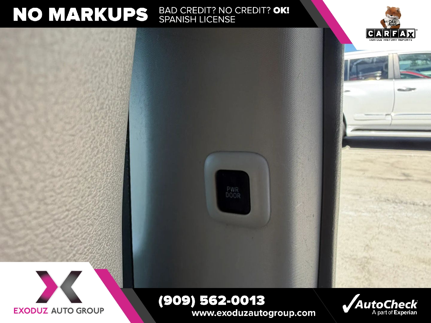 Photo 14 of this Toyota Sienna