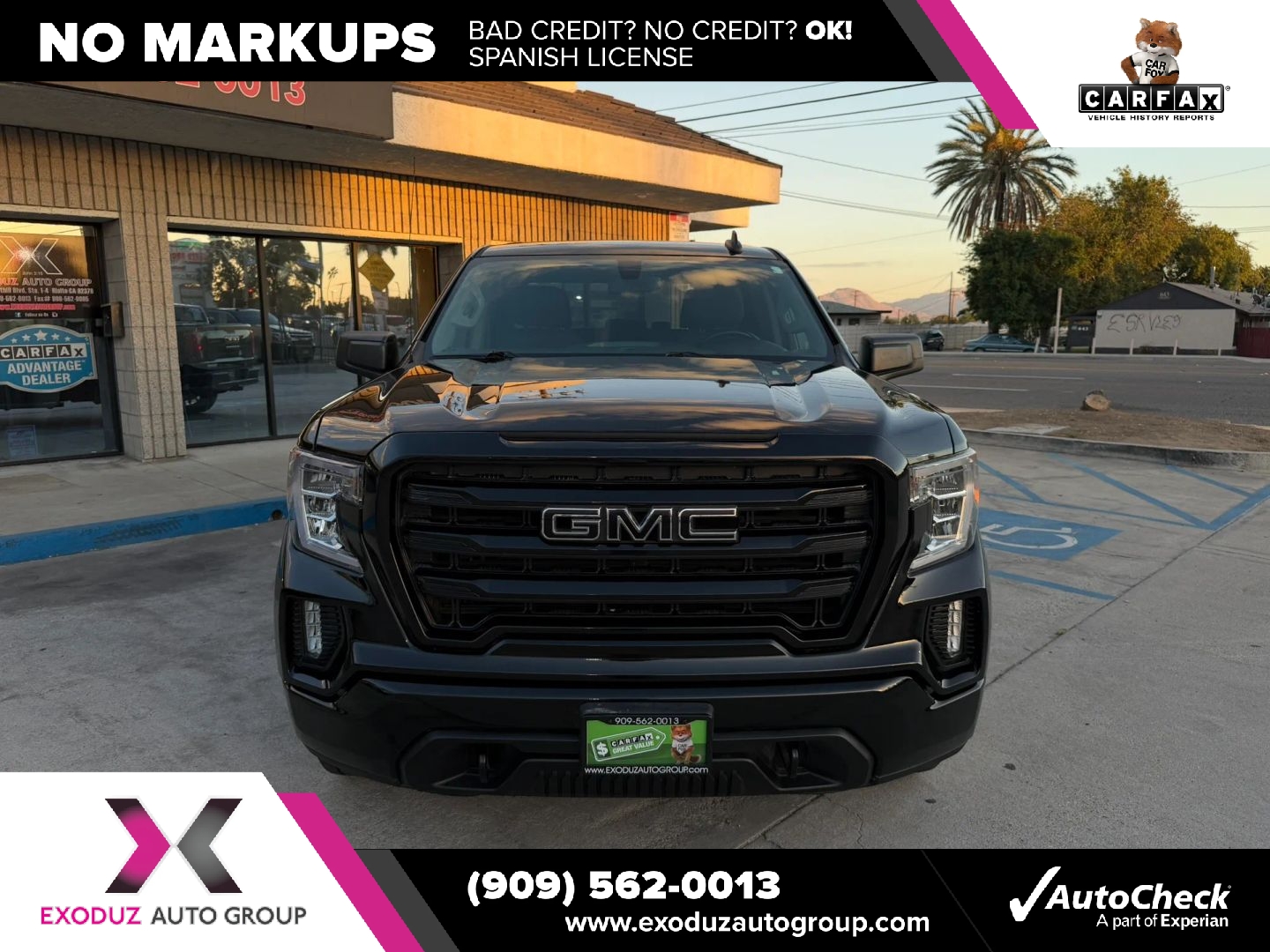 Photo 2 of this GMC Sierra 1500
