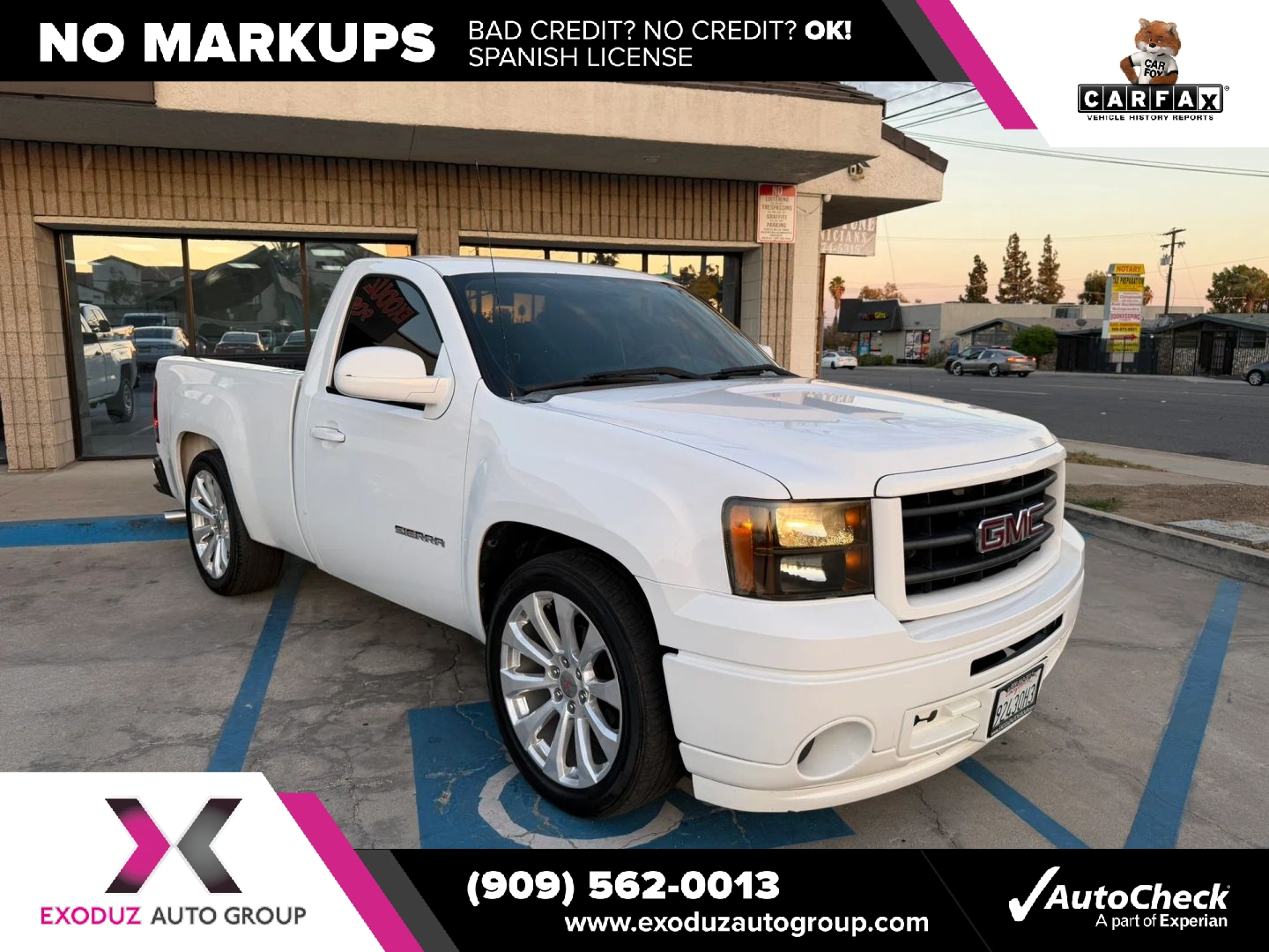 Photo 3 of this GMC Sierra 1500
