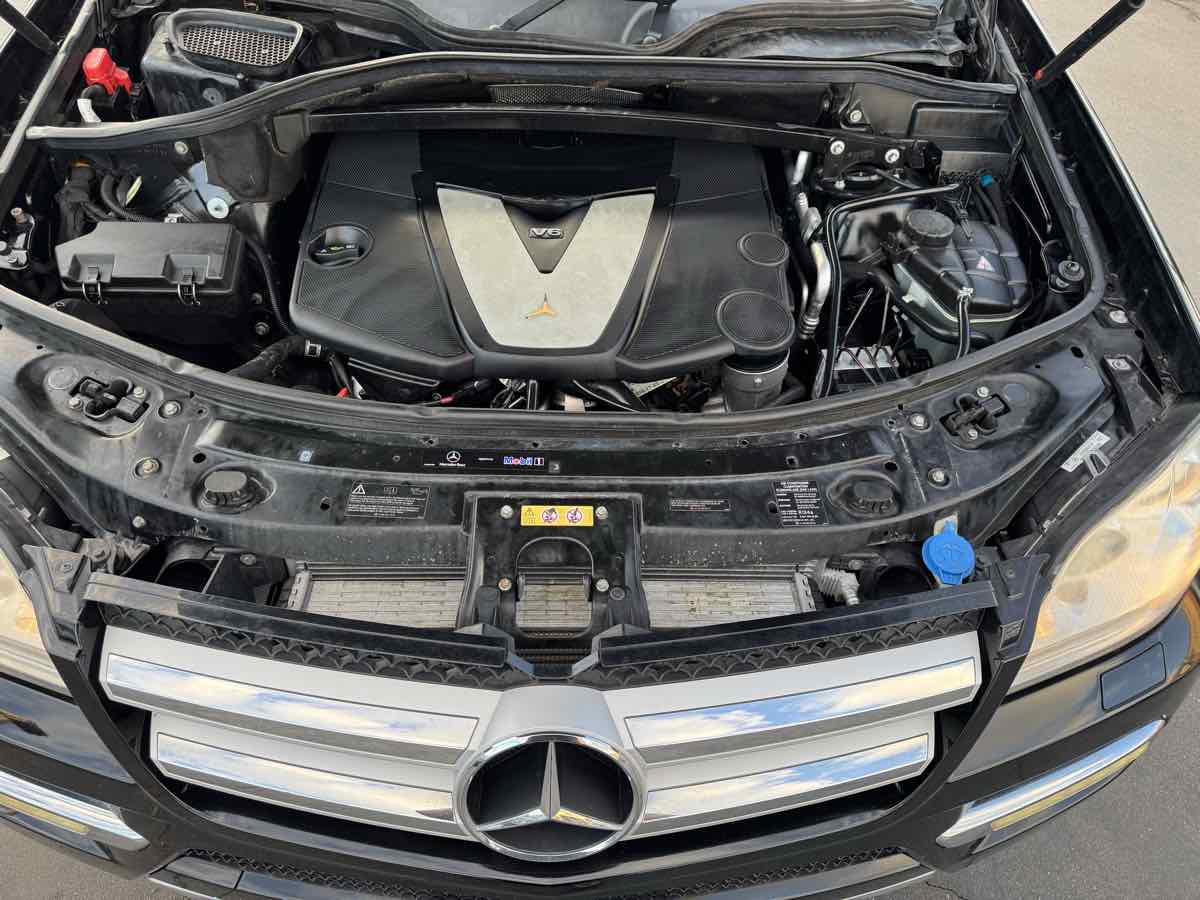 2012 Mercedes Benz GL 350 BlueTEC photo 10