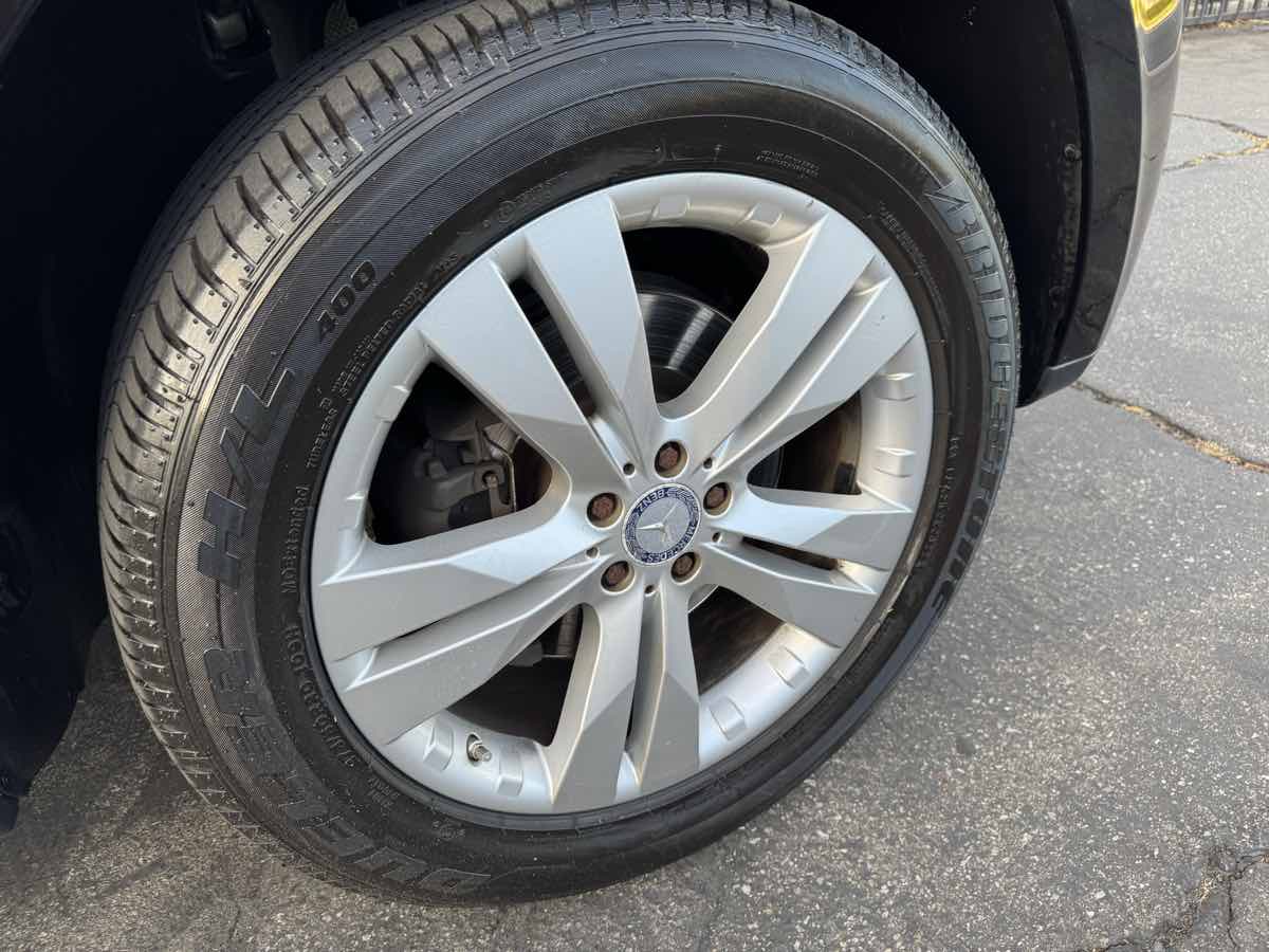 2012 Mercedes Benz GL 350 BlueTEC photo 13
