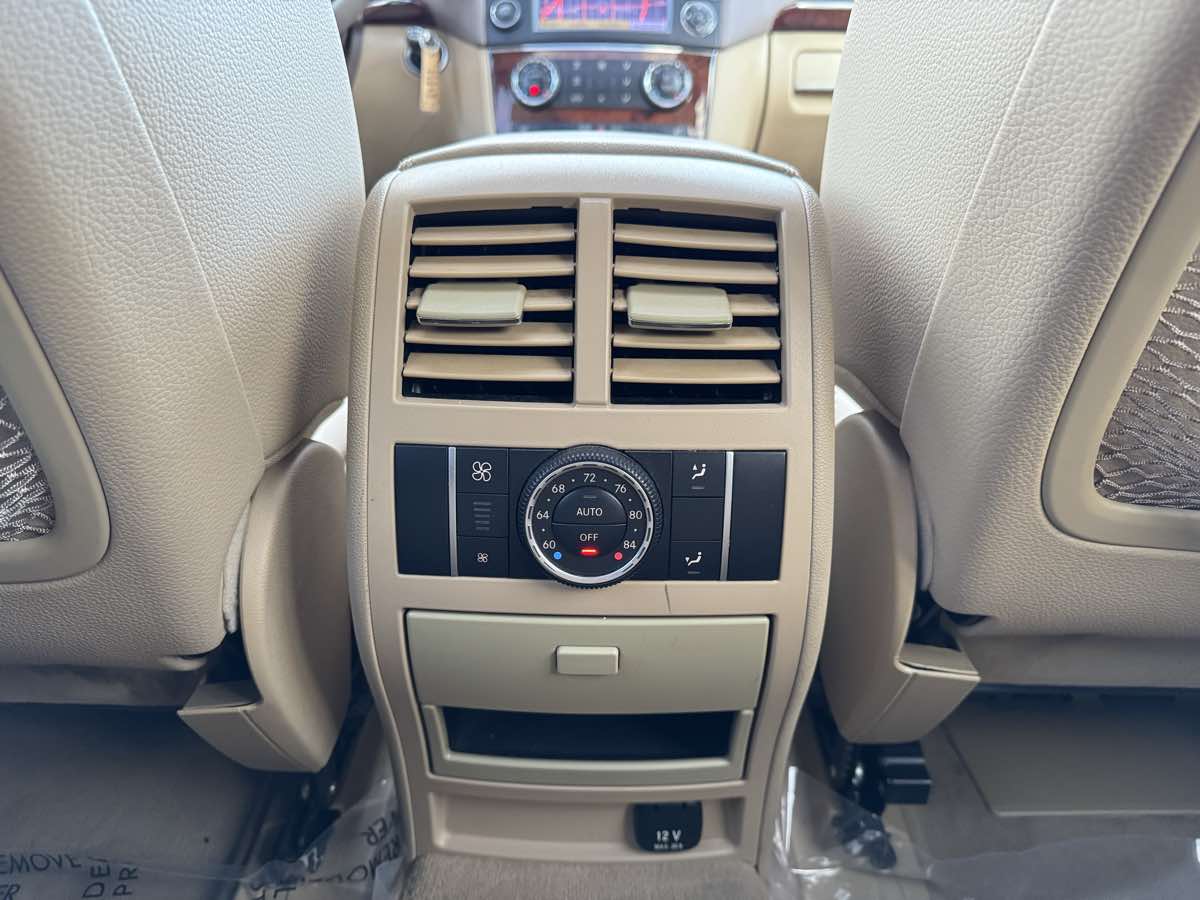 2012 Mercedes Benz GL 350 BlueTEC photo 27
