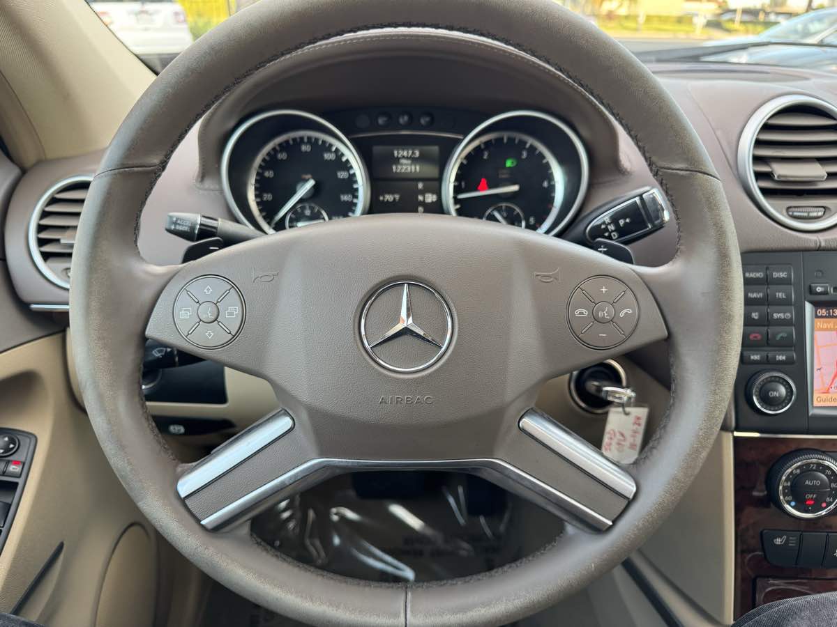 2012 Mercedes Benz GL 350 BlueTEC photo 35