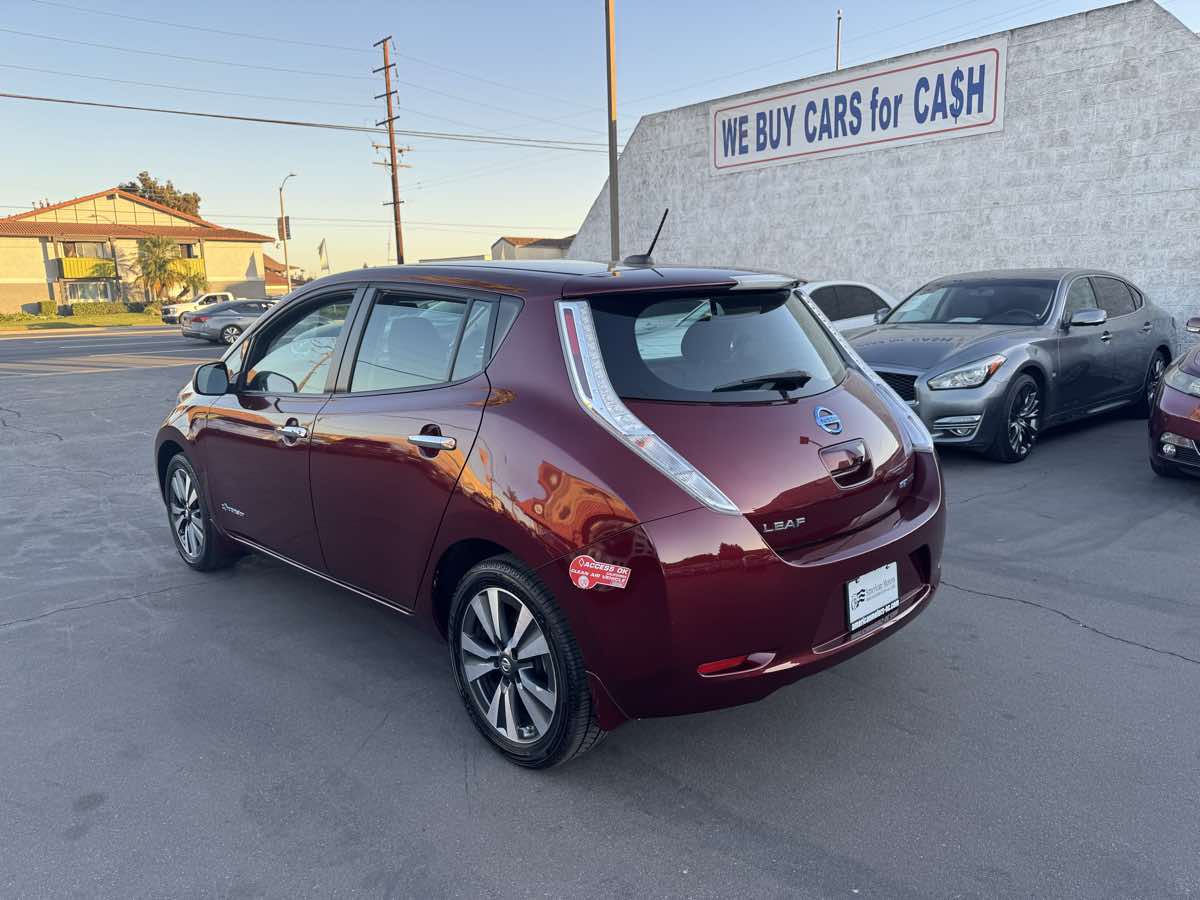 Sold 2017 Nissan LEAF SV