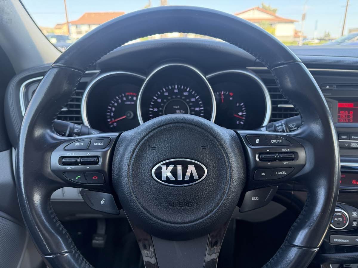 2015 Kia Optima EX photo 19