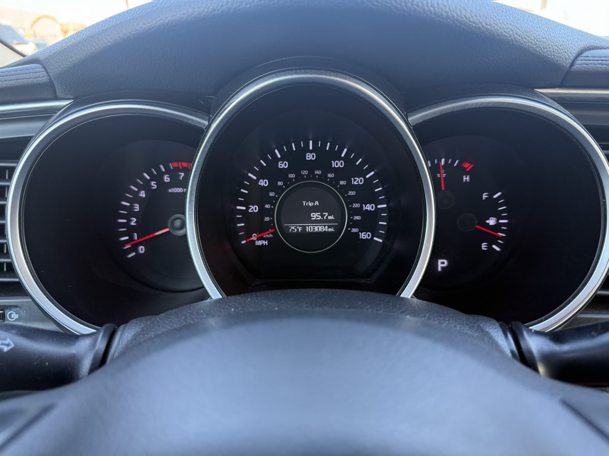 2015 Kia Optima EX photo 22