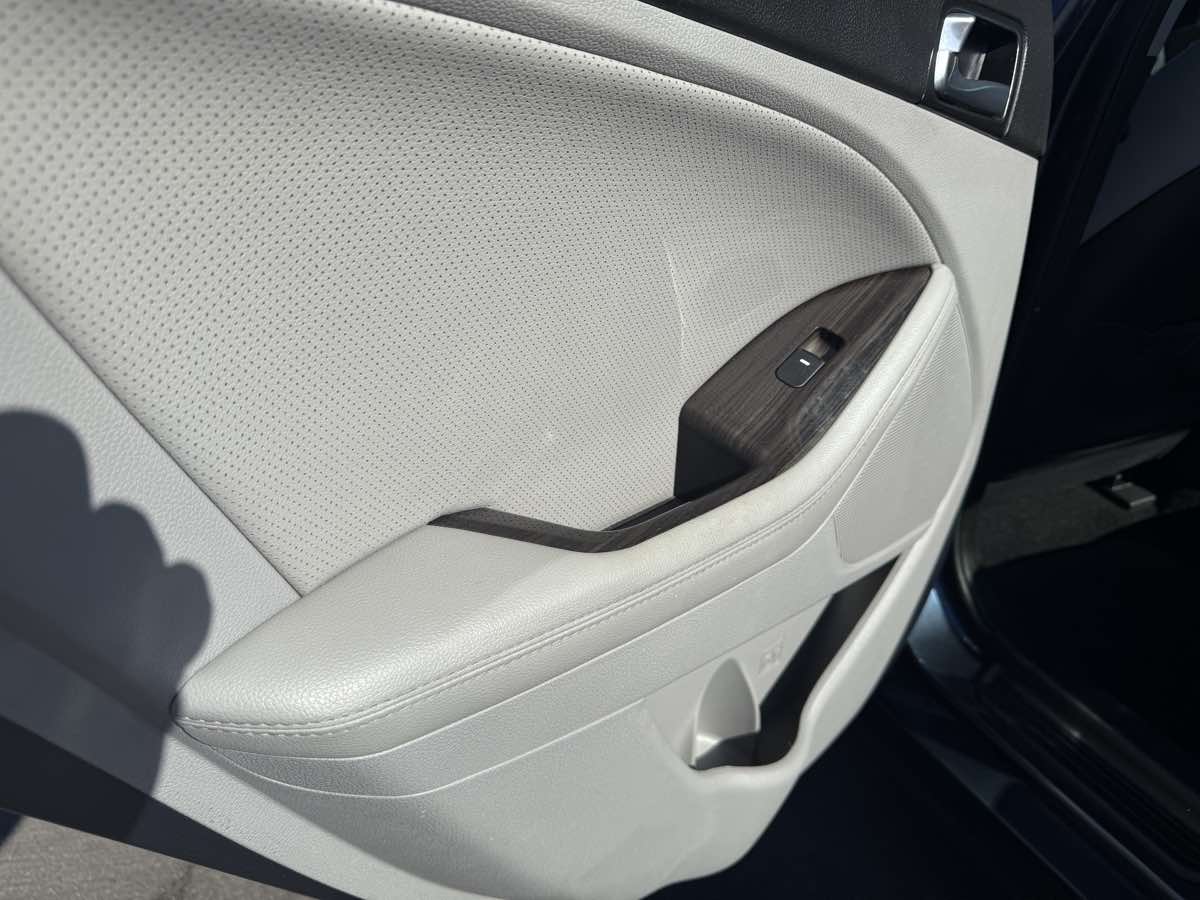 2015 Kia Optima EX photo 28