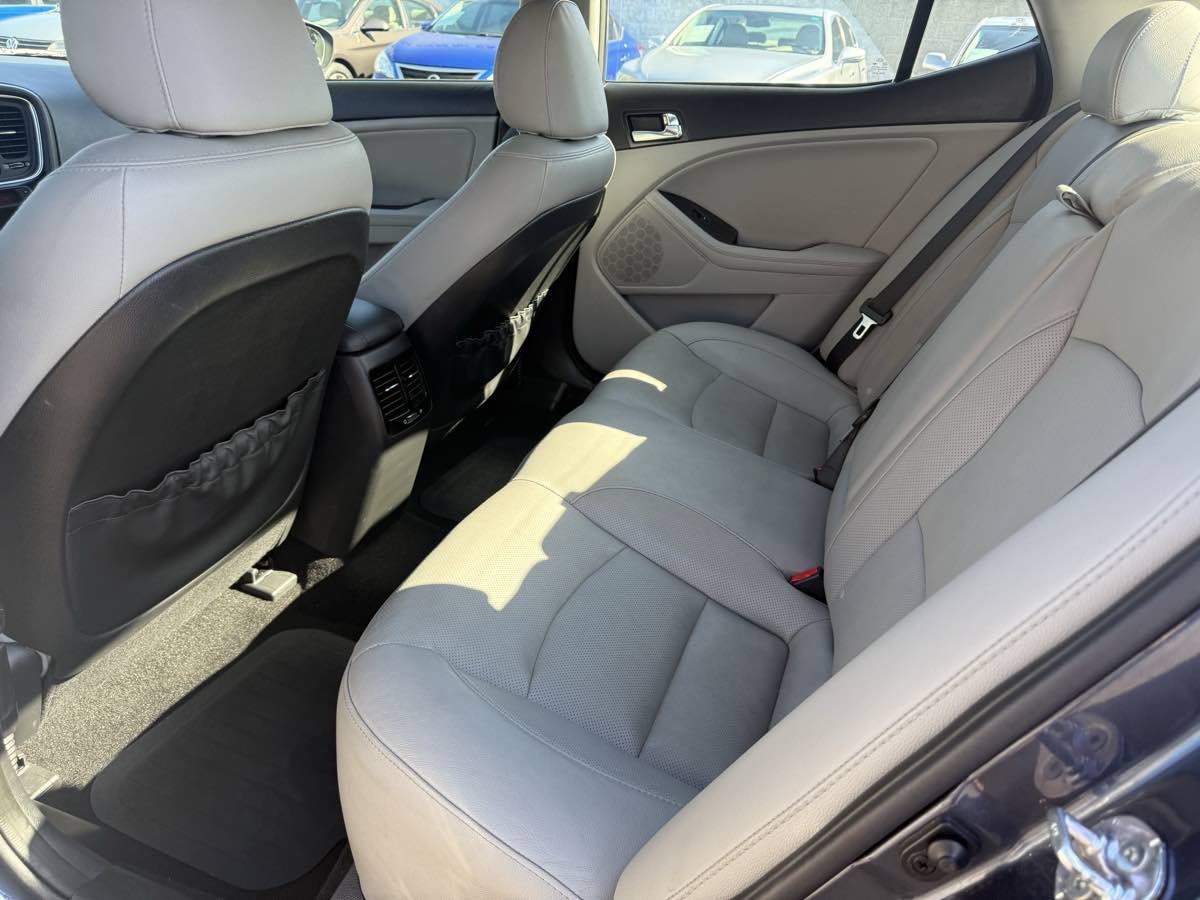 2015 Kia Optima EX photo 29