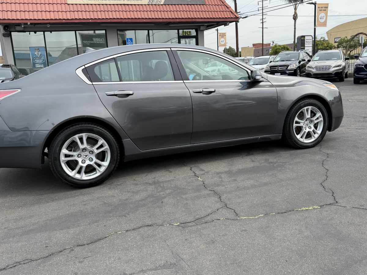 2010 Acura TL Technology photo 12