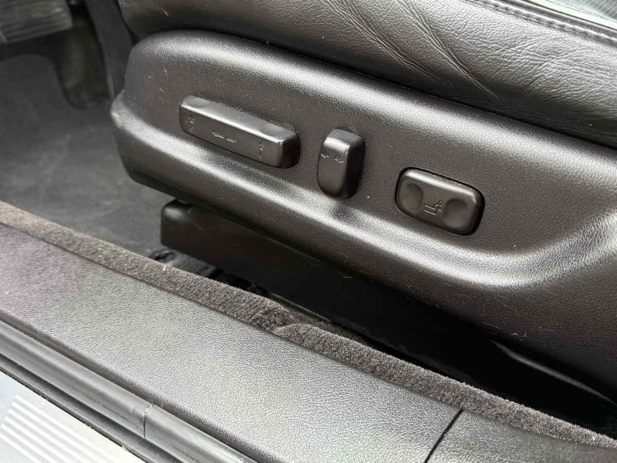 2010 Acura TL Technology photo 26