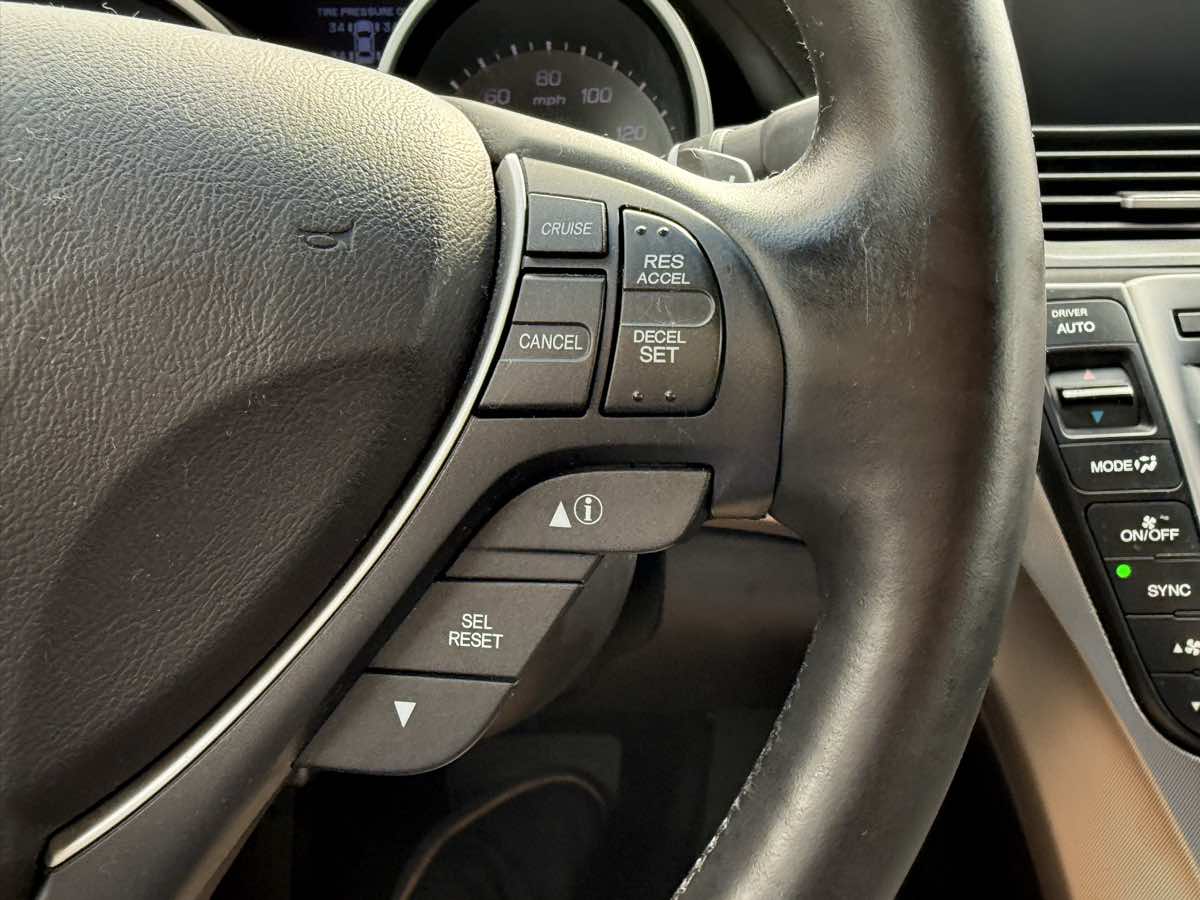 2010 Acura TL Technology photo 29