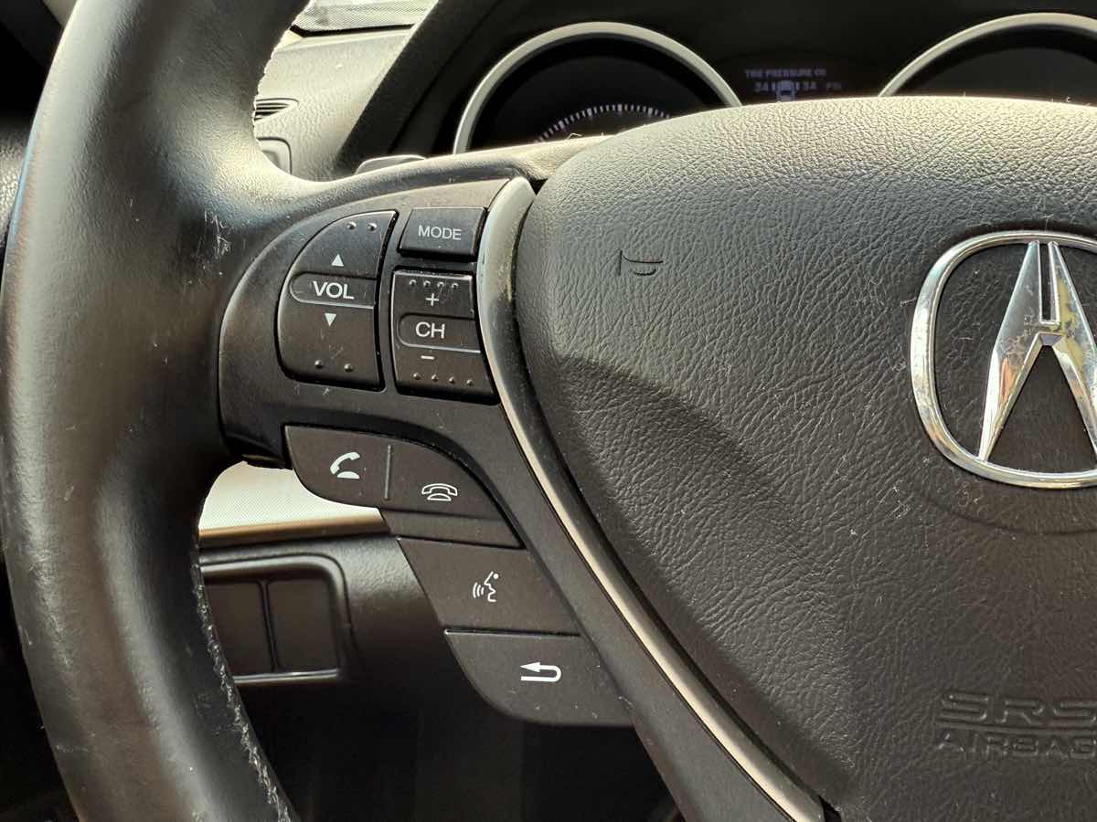 2010 Acura TL Technology photo 30