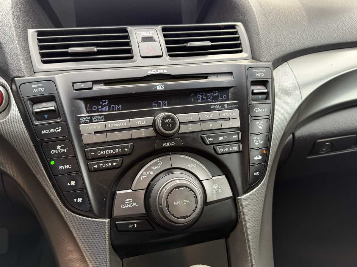 2010 Acura TL Technology photo 31