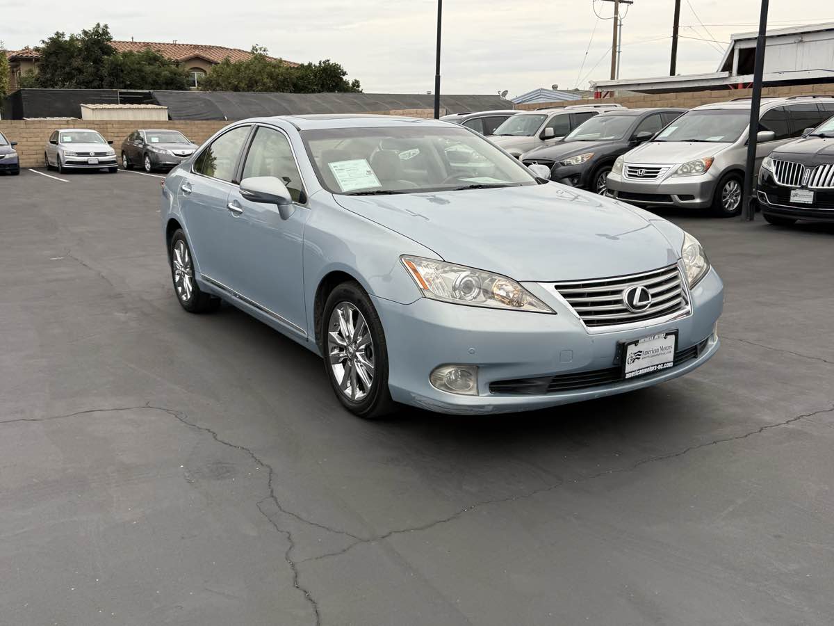 2012 Lexus ES 350 photo 9