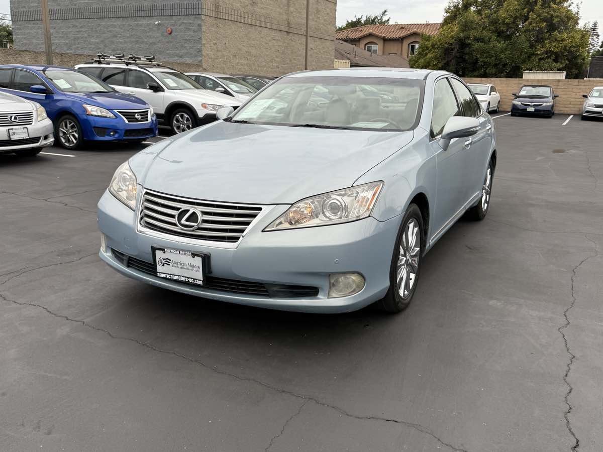 2012 Lexus ES 350 photo 11