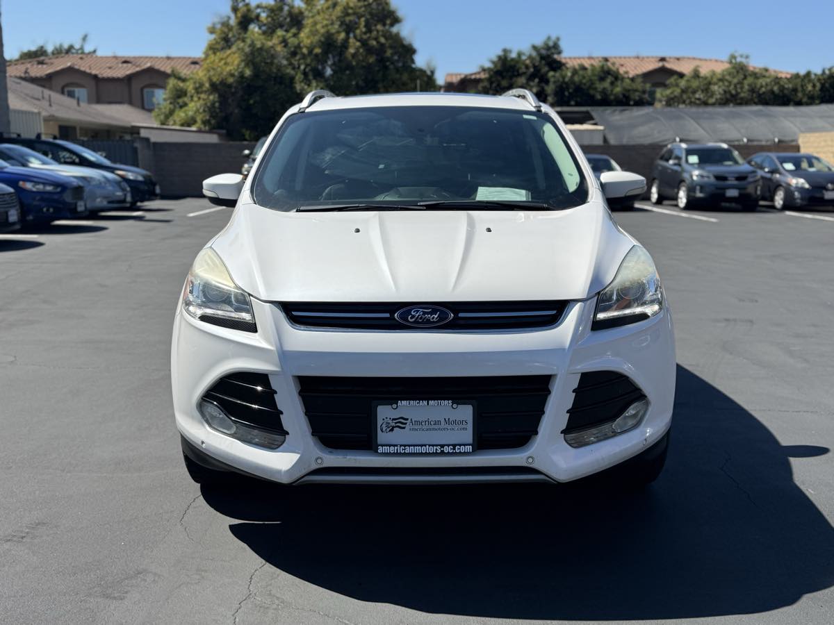 2016 Ford Escape Titanium photo 2