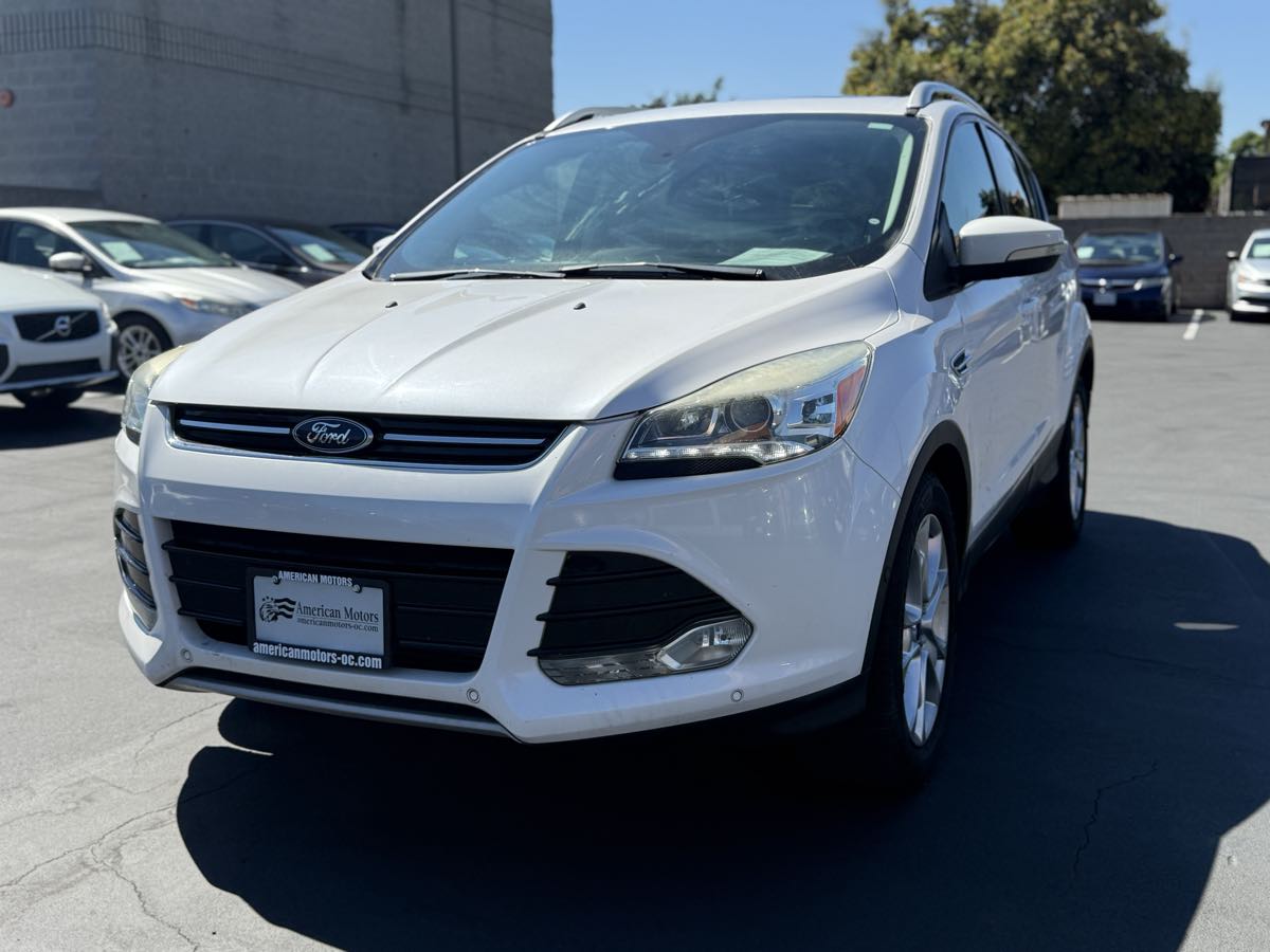 2016 Ford Escape Titanium photo 3