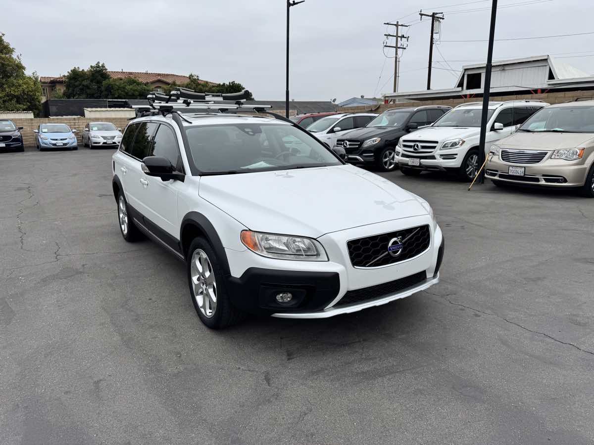 2016 Volvo XC70 T5 Drive-E Premier photo 2