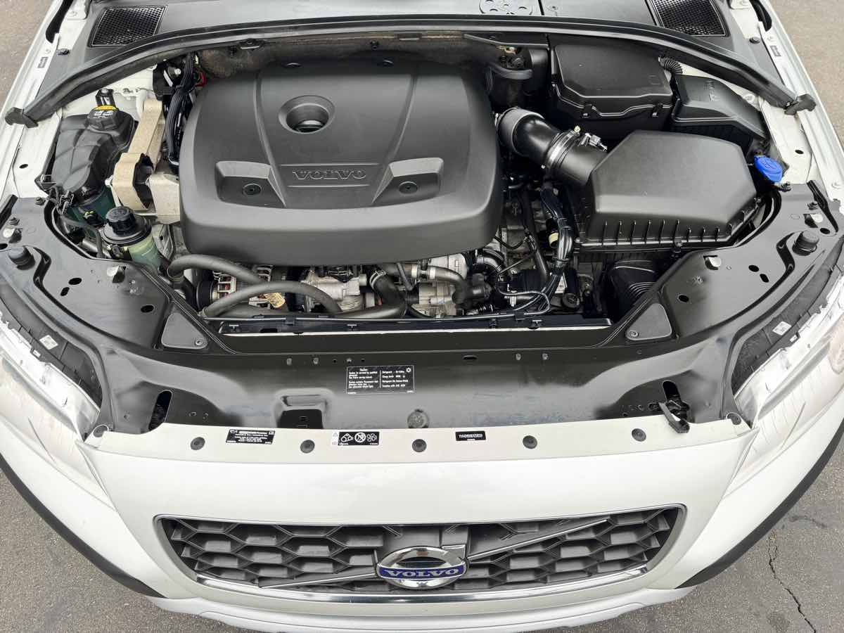 2016 Volvo XC70 T5 Drive-E Premier photo 10