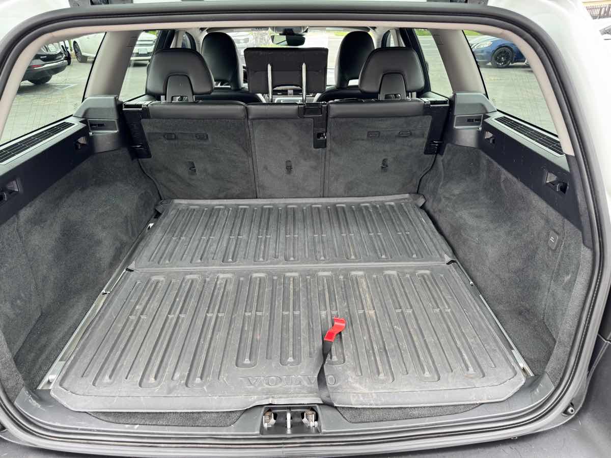 2016 Volvo XC70 T5 Drive-E Premier photo 16