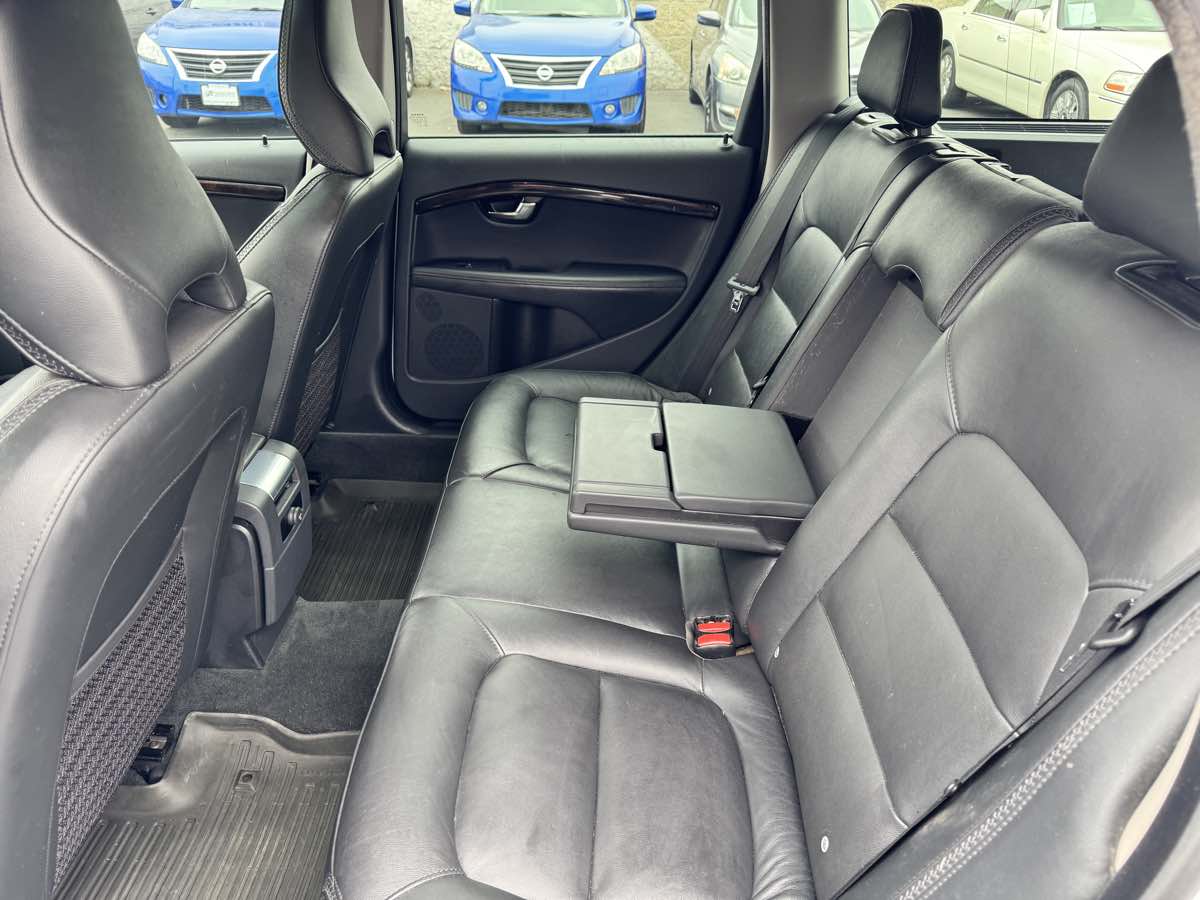 2016 Volvo XC70 T5 Drive-E Premier photo 22