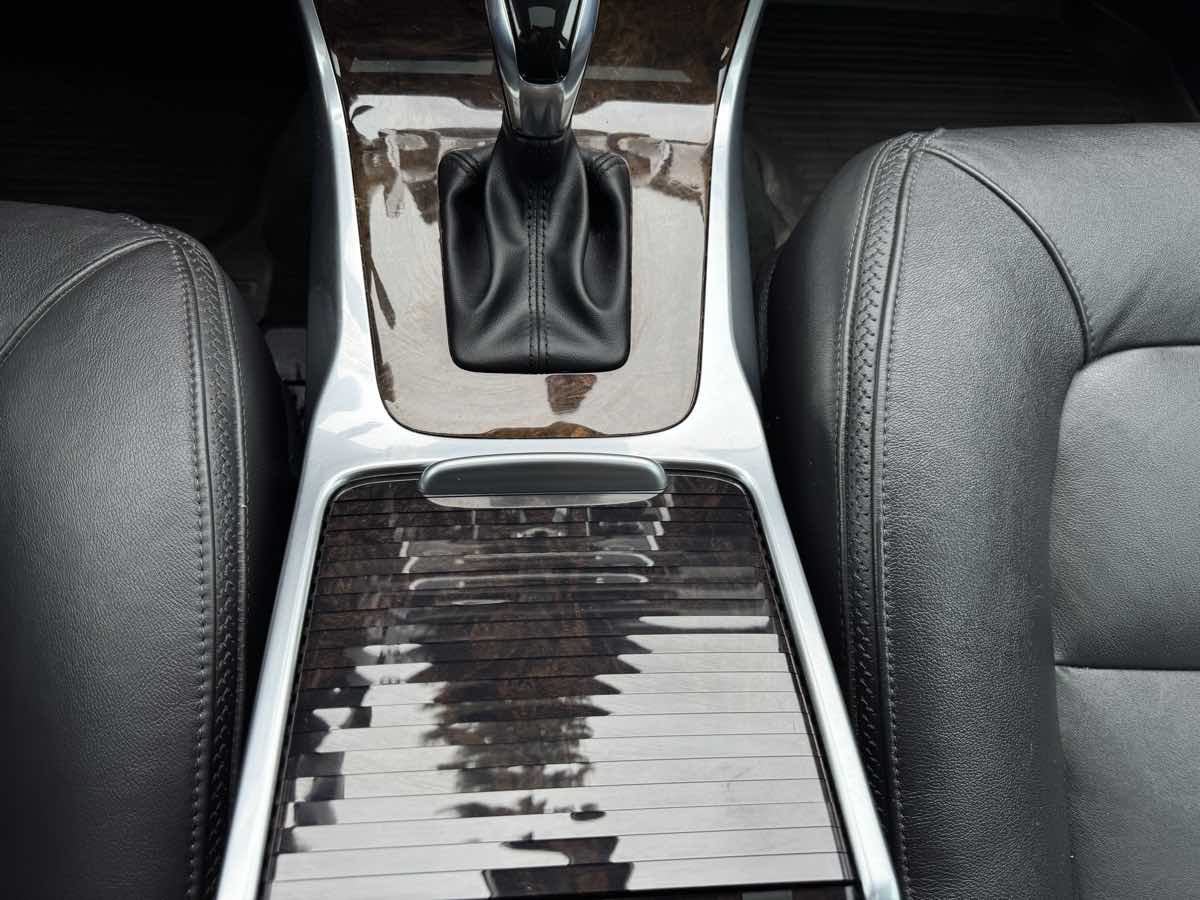 2016 Volvo XC70 T5 Drive-E Premier photo 42