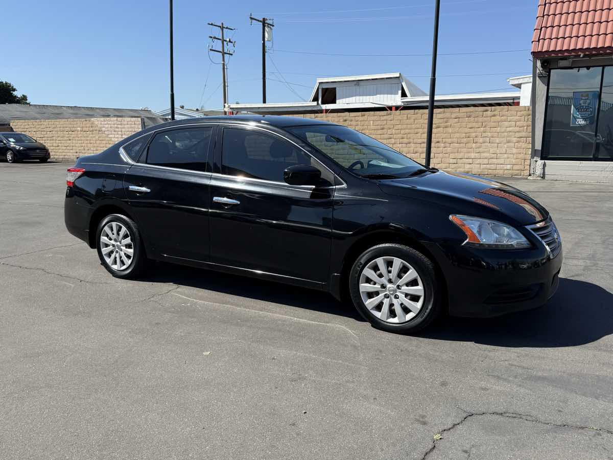 2015 Nissan Sentra S photo 7