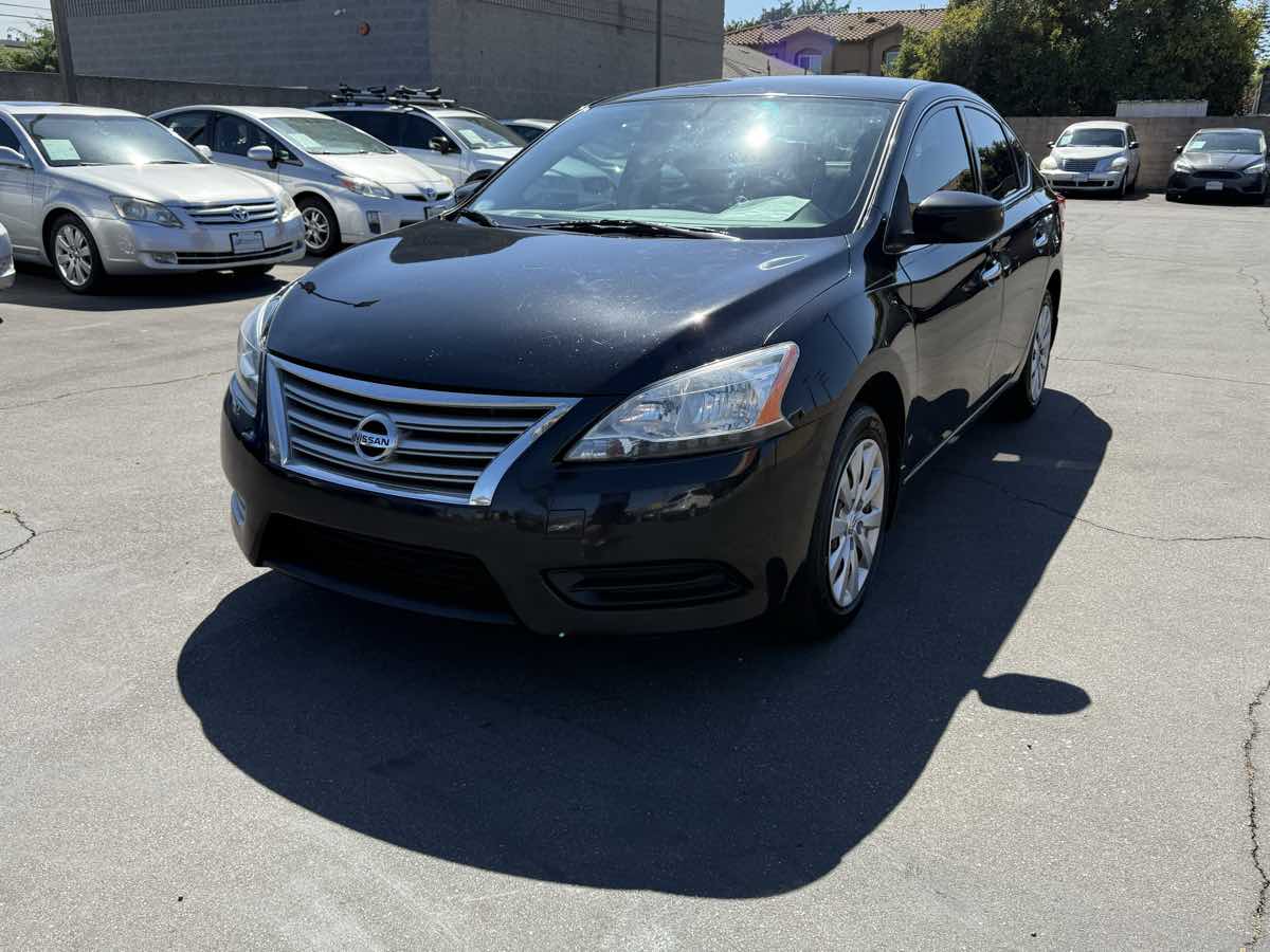 2015 Nissan Sentra S photo 13