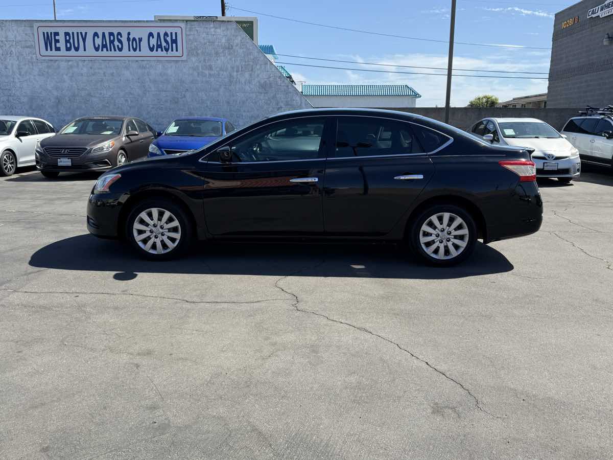 2015 Nissan Sentra S photo 17