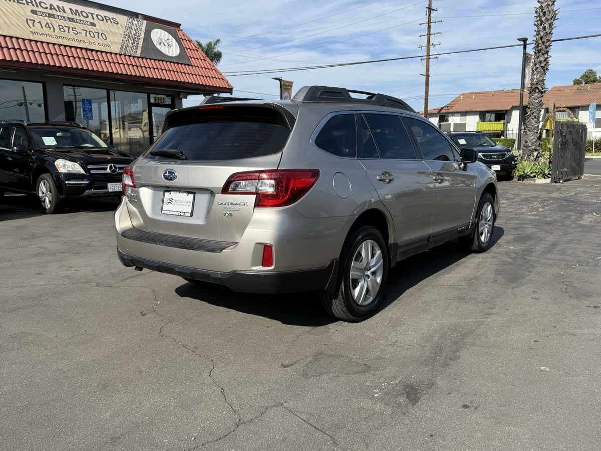 2016 Subaru Outback 2.5i photo 4