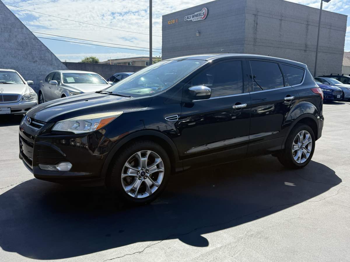 2013 Ford Escape SEL photo 9