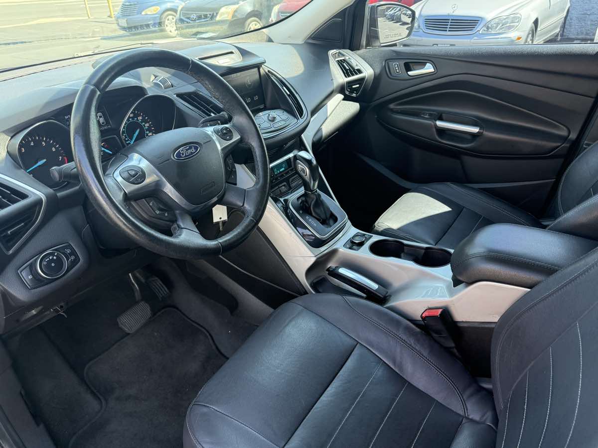 2013 Ford Escape SEL photo 26