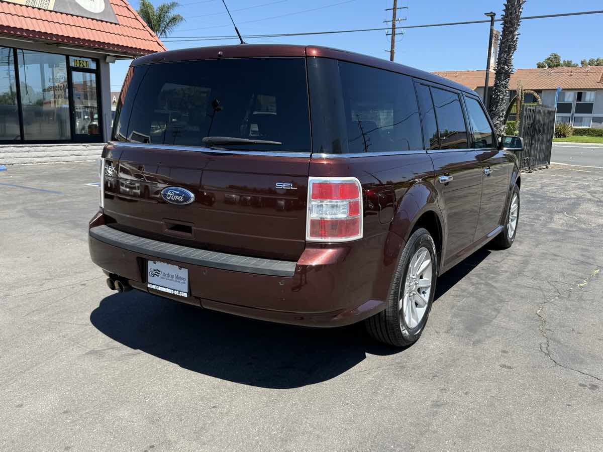 2009 Ford Flex SEL photo 4
