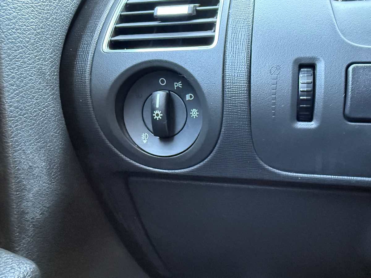 2009 Ford Flex SEL photo 45