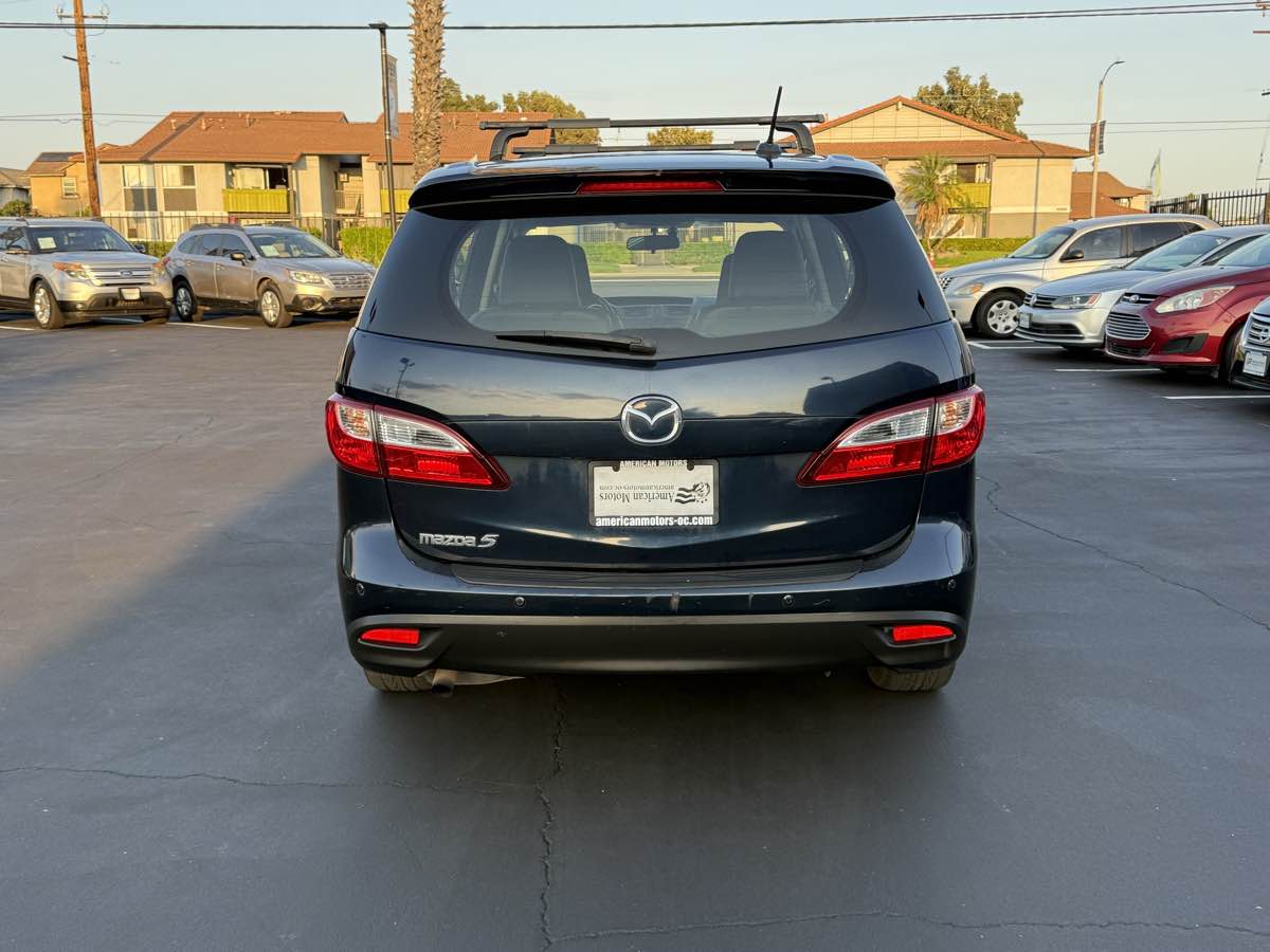2014 Mazda Mazda5 Grand Touring photo 3