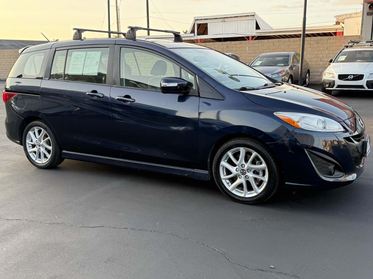 2014 Mazda Mazda5 Grand Touring photo 9
