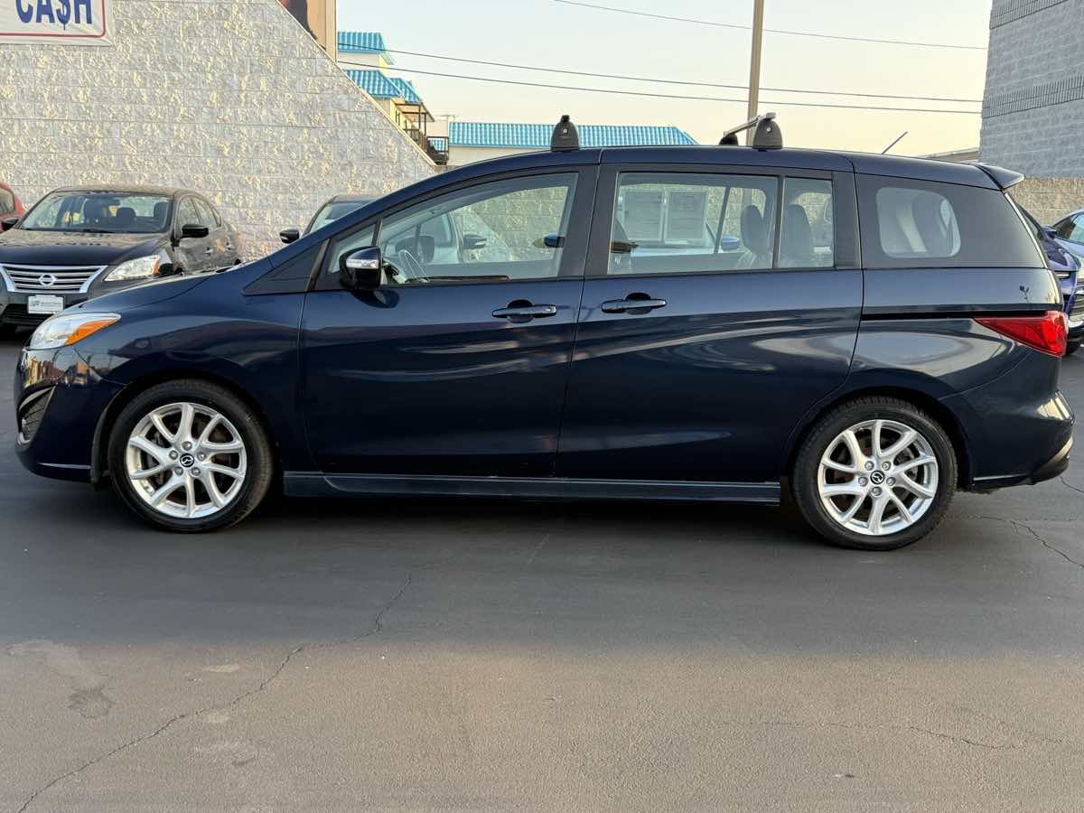 2014 Mazda Mazda5 Grand Touring photo 16