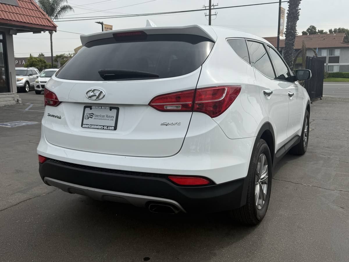 2016 Hyundai Santa Fe Sport Base photo 4