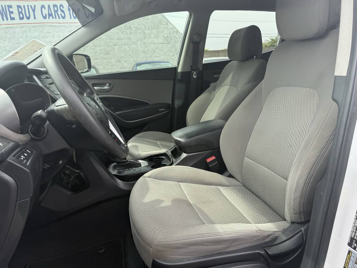 2016 Hyundai Santa Fe Sport Base photo 19