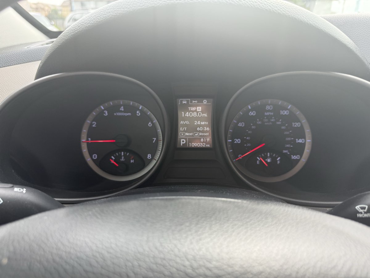 2016 Hyundai Santa Fe Sport Base photo 23