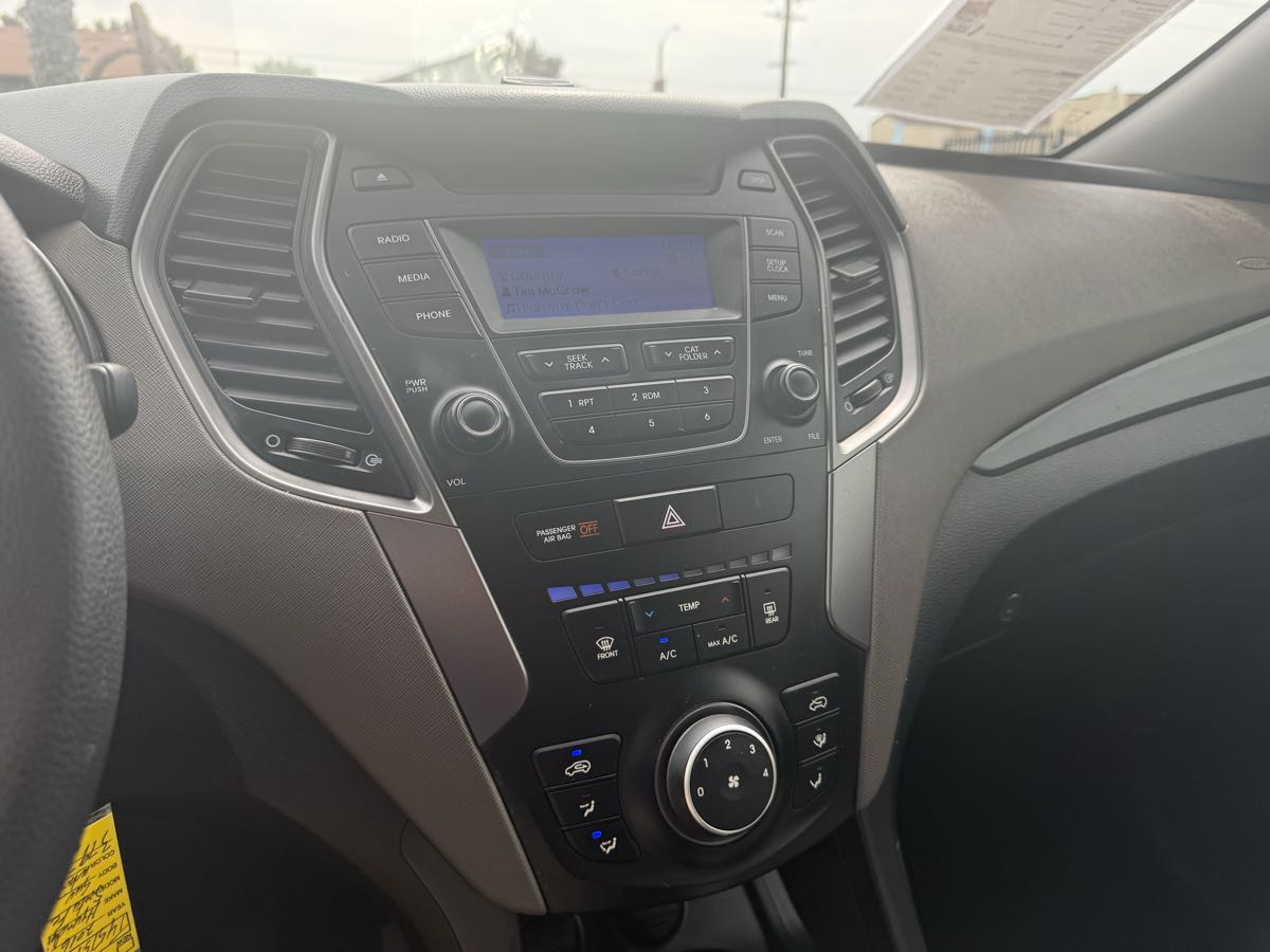 2016 Hyundai Santa Fe Sport Base photo 26