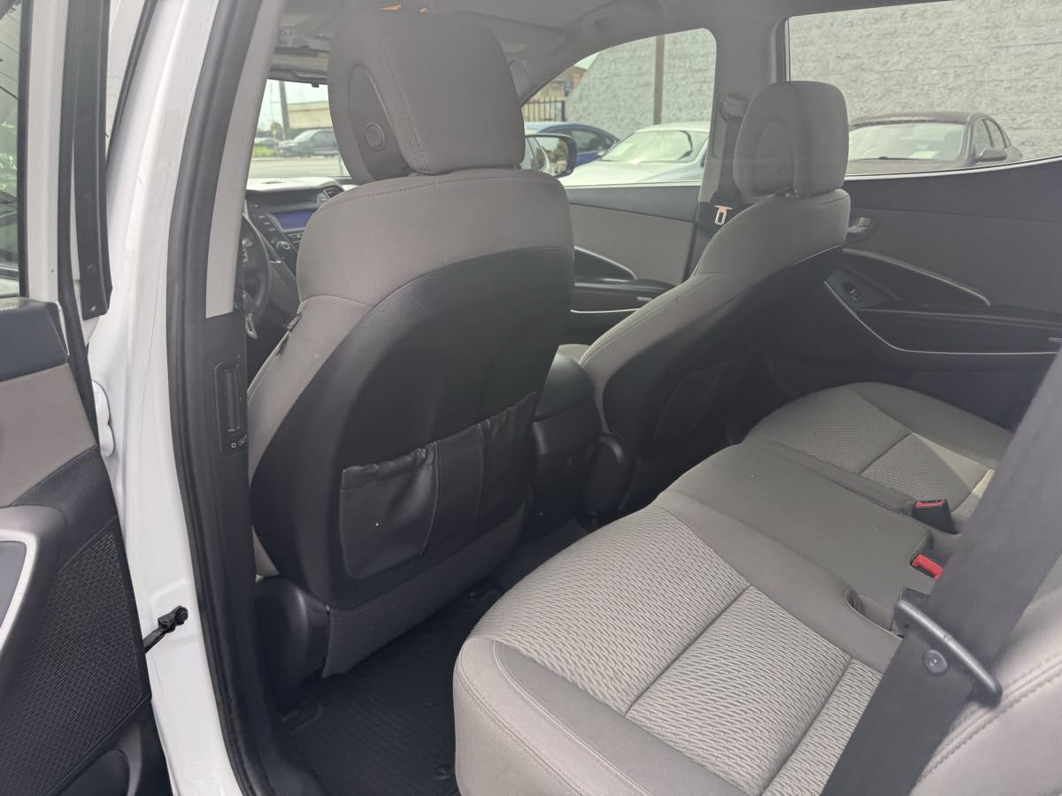 2016 Hyundai Santa Fe Sport Base photo 33