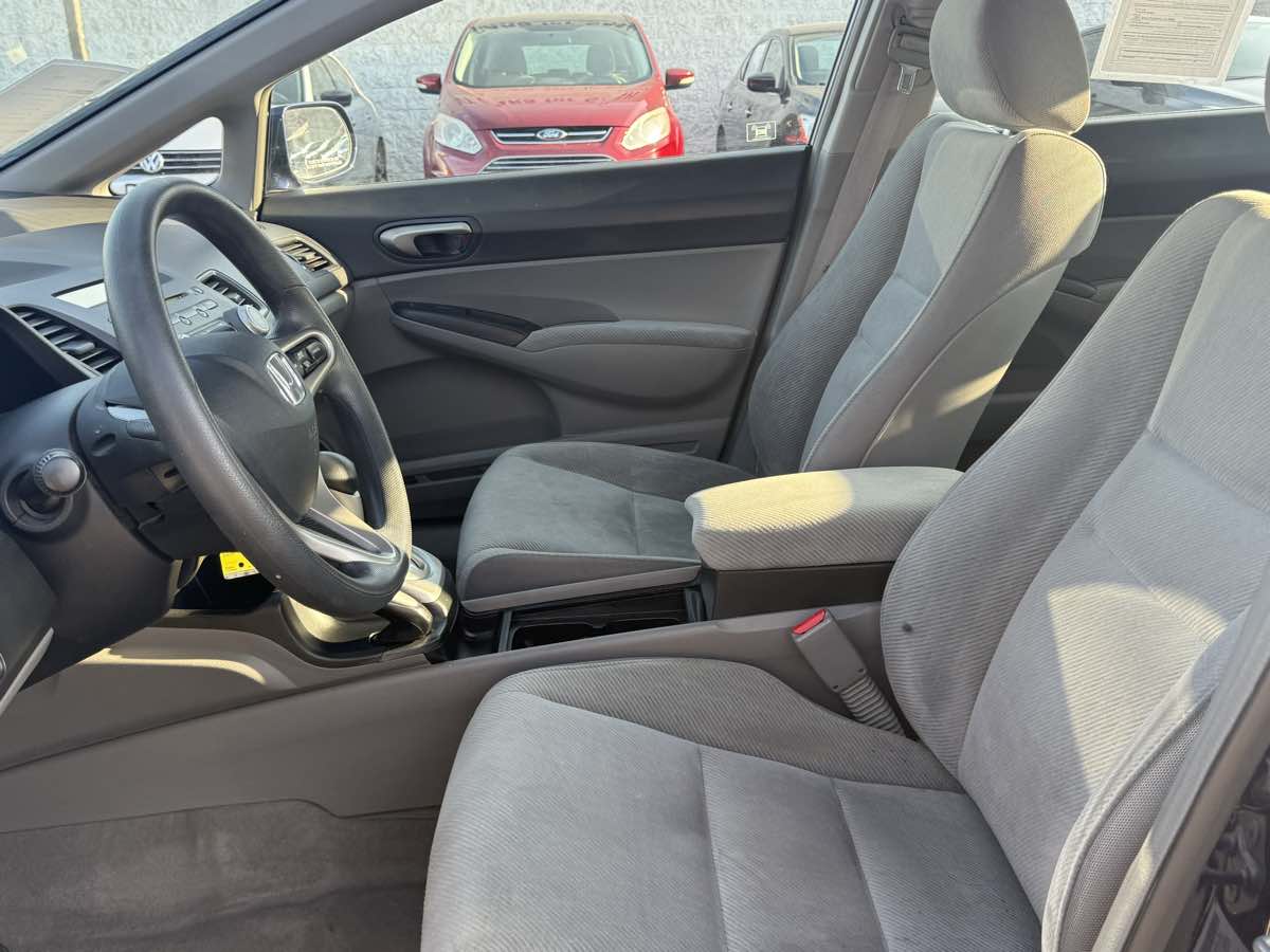 2010 Honda Civic LX photo 17