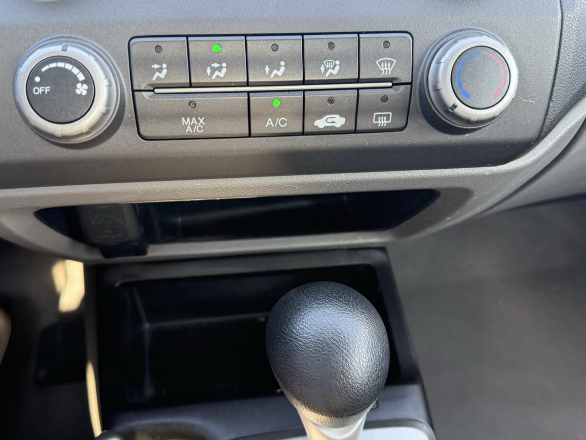2010 Honda Civic LX photo 26