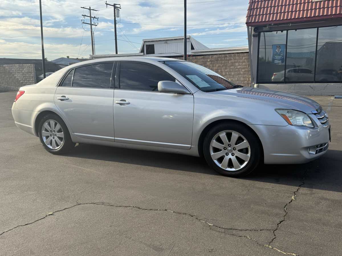 2006 Toyota Avalon XLS photo 6