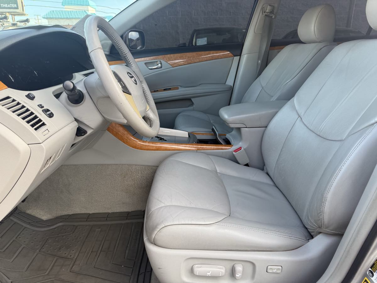 2006 Toyota Avalon XLS photo 18