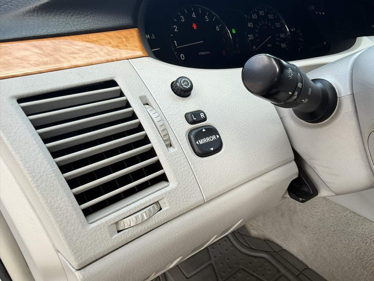 2006 Toyota Avalon XLS photo 30