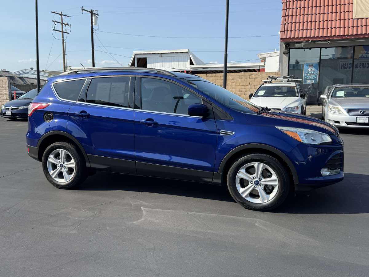 2014 Ford Escape SE photo 4