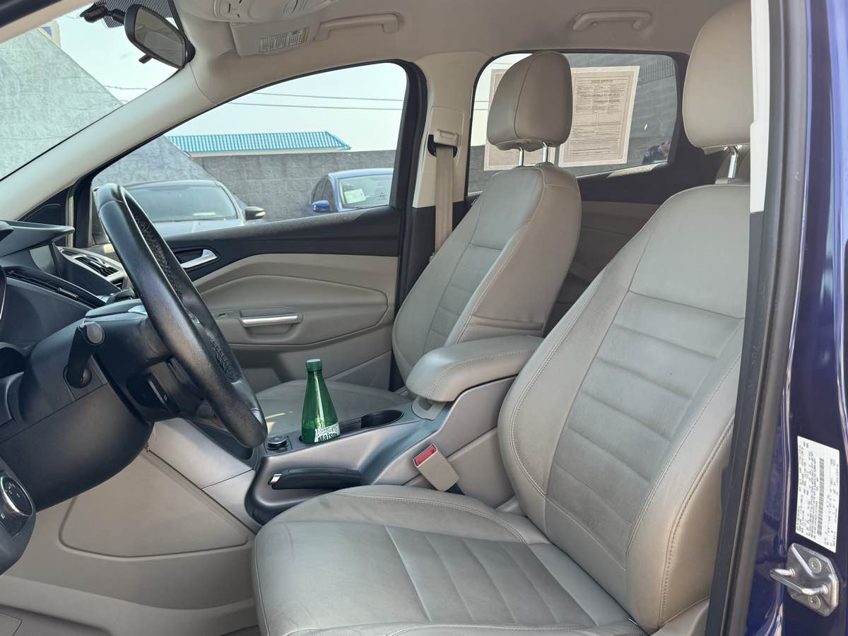 2014 Ford Escape SE photo 17