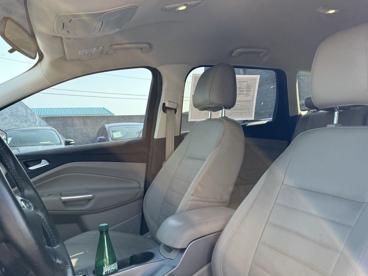 2014 Ford Escape SE photo 18